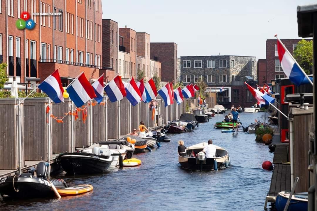 Canal House -